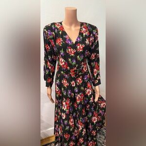 Vintage Floral Black Dress with Belt